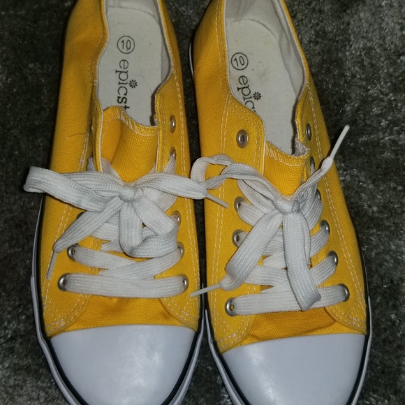 Epic Step Shoes - Yellow Sneakers